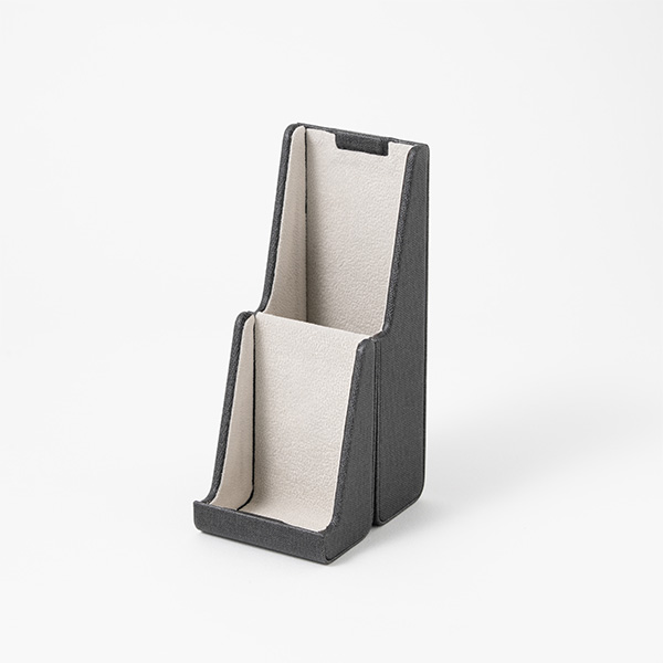 �����b�N�} �L�������O�X�^���h�P�[�X�i�u���b�N�j1